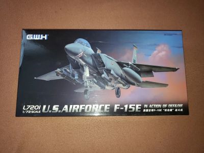 Лот: 15658734. Фото: 1. Сборная модель самолета F-15E... Авиамоделизм