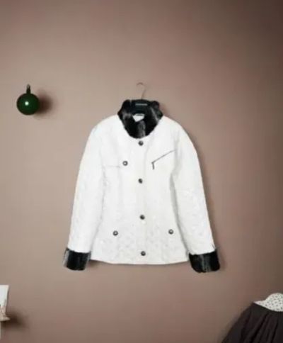 Лот: 13123511. Фото: 1. Новая стеганная куртка Concept... Верхняя одежда