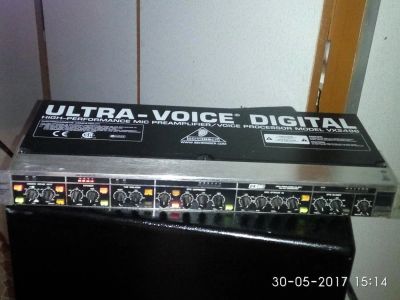 Лот: 9757123. Фото: 1. Behringer Ultra-Voice Digital... Микшеры, предусилители, микрофонные эффекты