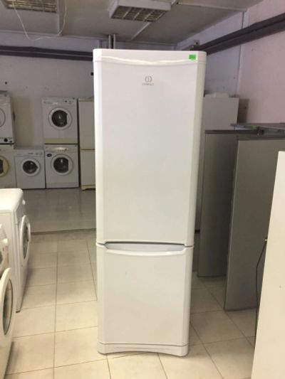 Лот: 15606575. Фото: 1. Холодильник Indesit (754749). Холодильники, морозильные камеры