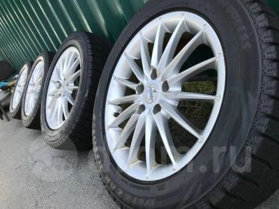 Лот: 14404797. Фото: 1. Valbrem R17 + Bridgestone RevoGZ... Шины на дисках