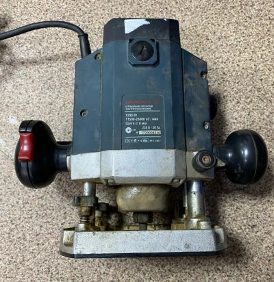 Лот: 20317339. Фото: 1. Вертикальный фрезер Uragan MER-1200-E... Электроинструмент