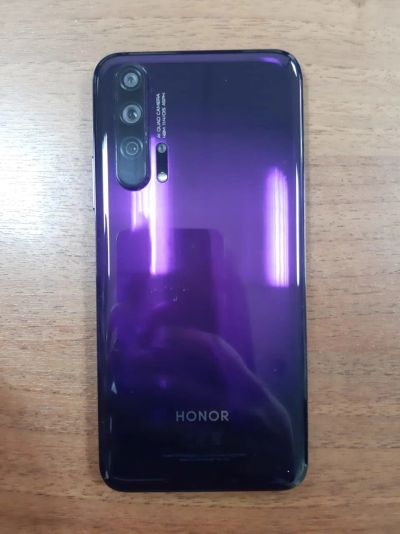 Лот: 15886889. Фото: 1. Honor 20 pro. Смартфоны