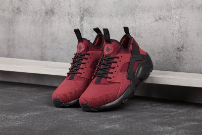 Лот: 12535935. Фото: 1. Кроссовки Nike Air Huarache Ultra... Кеды, кроссовки, слипоны