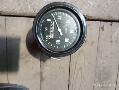 Лот: 25710520. Фото: 1. Спидометр. Салон