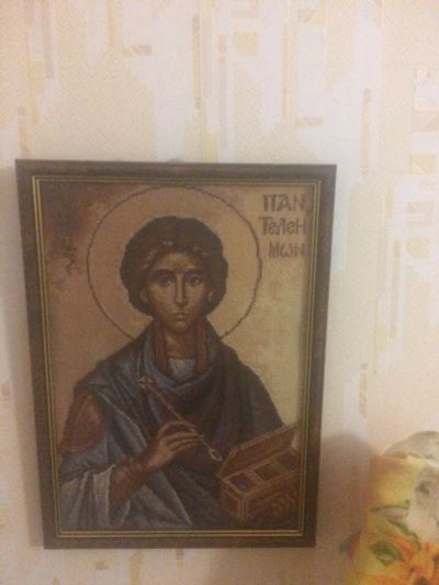 Лот: 10970719. Фото: 1. Икона Пантелеймона.Крестиком. Картины, рисунки