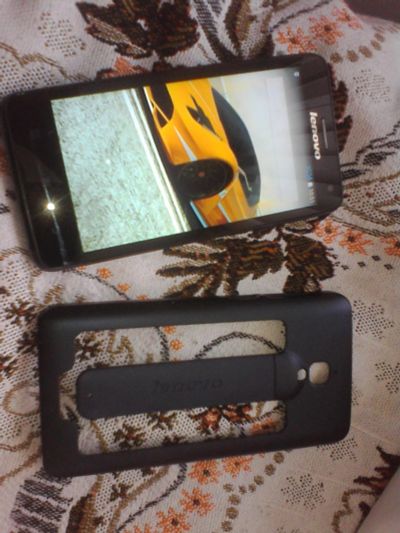 Лот: 8374163. Фото: 1. Lenovo S660 - 3000р !!!! Срочно. Смартфоны