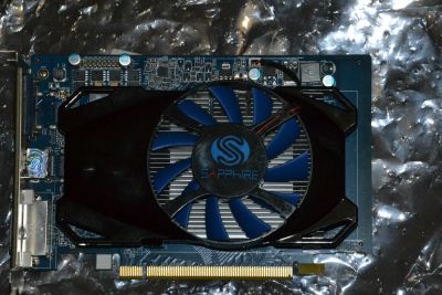 Лот: 6780403. Фото: 1. Radeon HD7750 Saphire 2Gb. Видеокарты