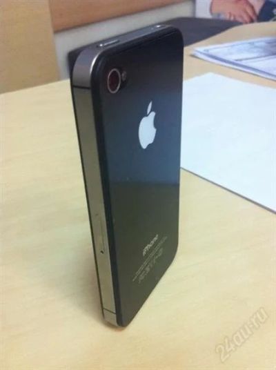 Лот: 2465155. Фото: 1. Iphone 4s 16gb. Кнопочные мобильные телефоны