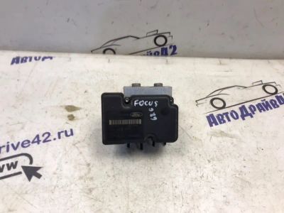 Лот: 21709967. Фото: 1. блок abs Ford Focus CB4. Двигатель и элементы двигателя
