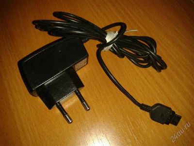 Лот: 1308636. Фото: 1. зарядка на самсунг model ATADM10EBE... Зарядные устройства, блоки питания, адаптеры сетевые для смартфонов