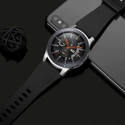 Лот: 17549467. Фото: 1. Samsung Galaxy Watch 46 мм silver. Смарт-часы, фитнес-браслеты, аксессуары