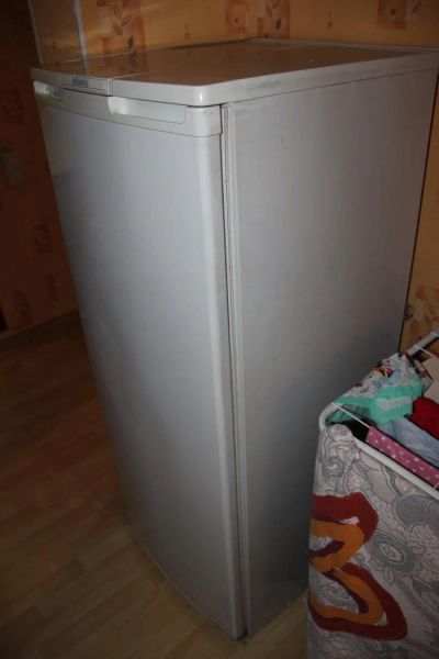 Лот: 5026312. Фото: 1. Холодильник Бирюса (неисправен... Холодильники, морозильные камеры