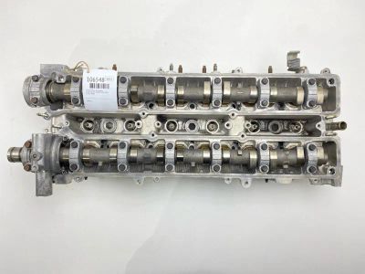 Лот: 25072508. Фото: 1. Головка блока цилиндров Toyota... Двигатель и элементы двигателя