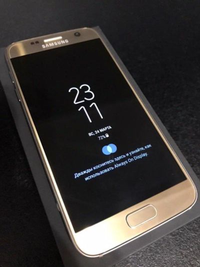 Лот: 13439442. Фото: 1. Samsung Galaxy S7 Золотой Оригинал... Смартфоны