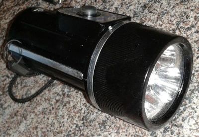 Лот: 1522283. Фото: 1. Фонарик аккумуляторный 3+3 LED. Фонарики
