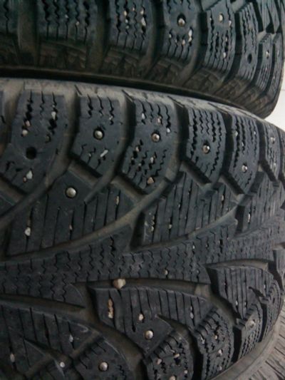 Лот: 12595692. Фото: 1. зима 215/60 r16 Hankook корея... Шины