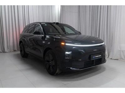Лот: 25316458. Фото: 1. Внедорожник LiXiang L6 2024. Автомобили