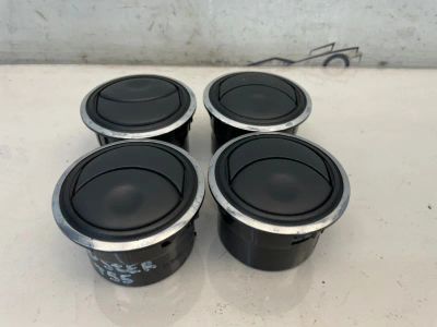 Лот: 22458825. Фото: 1. дефлектор отопителя Renault Duster... Другое (автозапчасти)