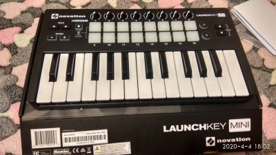 Лот: 15792361. Фото: 1. Миди Клавиатура novation launchkey... MIDI-оборудование