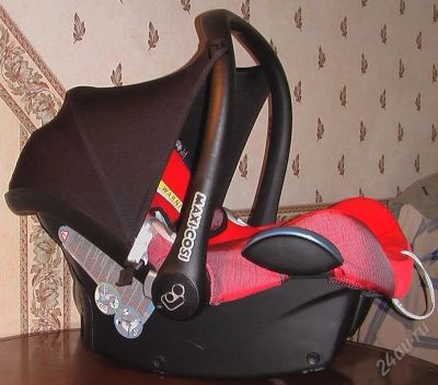 Лот: 71522. Фото: 1. автокресло 0 maxi cosi cabriofix. Другое (дети растут)