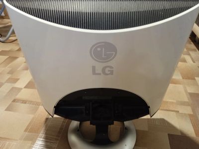 Лот: 19975077. Фото: 1. ЖК Монитор LG Flatron 1940PQ. ЖК-мониторы