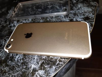 Лот: 12256306. Фото: 1. Iphone 7 32на гарантии. Смартфоны