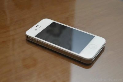 Лот: 4823558. Фото: 1. Iphone 4s white 16gb. Смартфоны