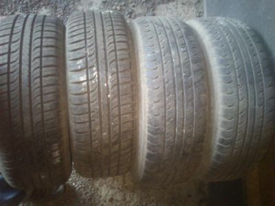 Лот: 4025468. Фото: 1. 2 шины Hankook 185/60r14 + 2 аналогичные... Шины