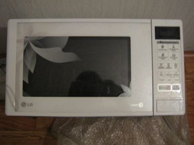 Лот: 10640028. Фото: 1. LG MS-2343BAD Микроволновка не... Микроволновки, мини-печи