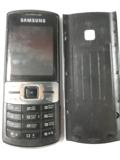 Лот: 12248805. Фото: 1. Сотовый телефон Samsung C3011... Кнопочные мобильные телефоны