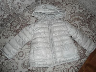 Лот: 4351563. Фото: 1. курточка Zara для девочки. Верхняя одежда