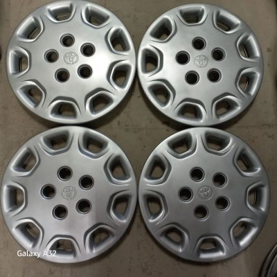 Лот: 25673671. Фото: 1. Колпаки колесные оригинальные... Колпаки