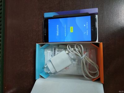 Лот: 15298674. Фото: 1. Motorola E4 plus. Смартфоны