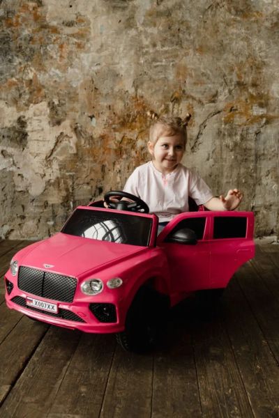 Лот: 24065604. Фото: 1. Детский электромобиль Bentley... Детские электромобили