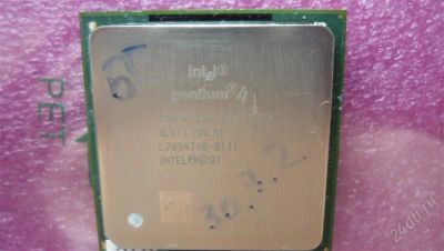 Лот: 1270752. Фото: 1. pentium 4 (s478) + кулер. Процессоры