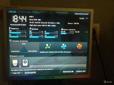 Лот: 14577552. Фото: 1. продам материнску ASUS H61M-K... Материнские платы