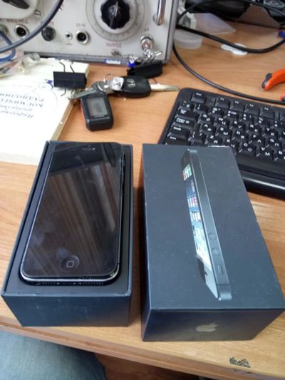 Лот: 9405648. Фото: 1. Iphone 5 32G под восстановление... Смартфоны