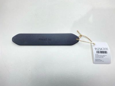 Лот: 23522592. Фото: 1. Заглушка Lexus Rx300 2005 5856948010... Двигатель и элементы двигателя