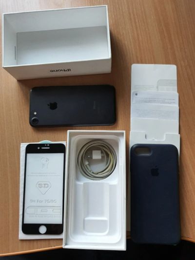 Лот: 16290601. Фото: 1. айфон 7 IPhone 7 128gb черный... Смартфоны