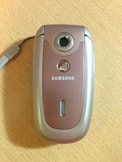 Лот: 6575302. Фото: 1. Сотовый телефон Samsung X640... Кнопочные мобильные телефоны