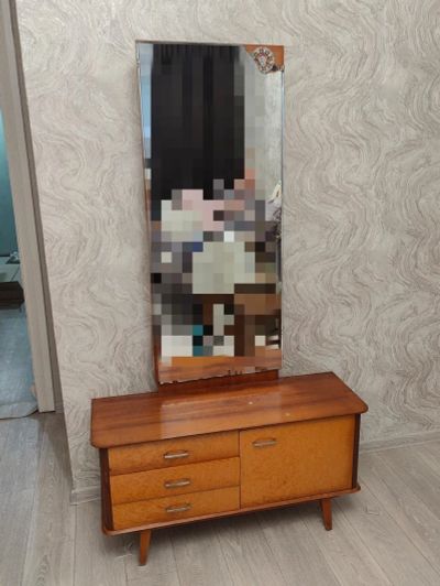 Лот: 24662428. Фото: 1. Зеркало от антресоли, размеры... Тумбы