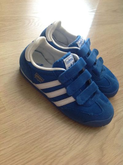 Лот: 7661536. Фото: 1. Детские кроссовки Adidas. Кеды, кроссовки