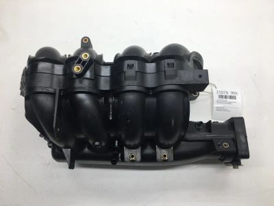Лот: 20383031. Фото: 1. Коллектор впускной Nissan Primera... Двигатель и элементы двигателя