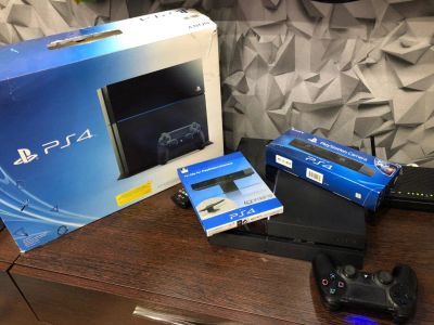 Лот: 15154511. Фото: 1. PlayStation 4. Игровые приставки, консоли