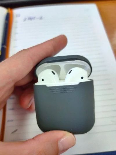 Лот: 16060544. Фото: 1. НОВЫЕ!!! Apple AirPods 2. Наушники, гарнитуры