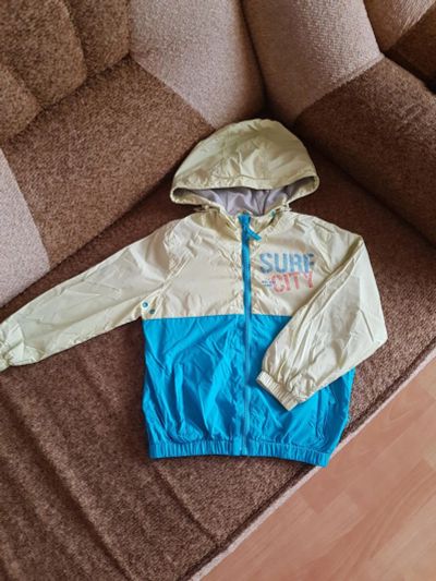 Лот: 11239396. Фото: 1. Куртка ветровка фирмы Sweet Berry... Верхняя одежда