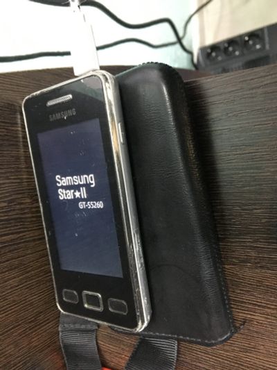 Лот: 17135838. Фото: 1. Samsung star gt s5260. Кнопочные мобильные телефоны