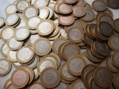 Лот: 3322123. Фото: 1. монеты 10 рублей биметалл 50штук. Россия после 1991 года