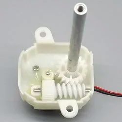 Лот: 6833293. Фото: 1. Мотор-редуктор Червячный 12V. Авиамоделизм